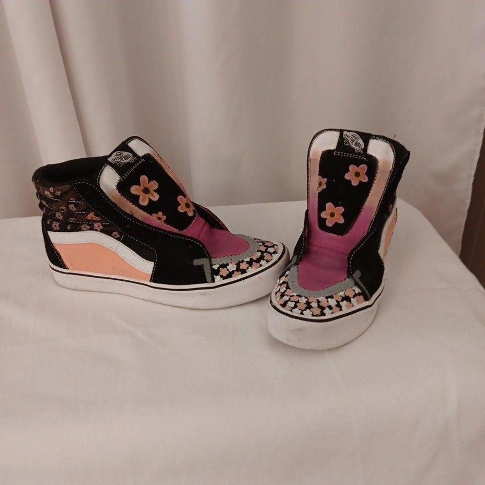 VANS Off The Wall Skateboarding High Top Sneaker Womens Sz 8